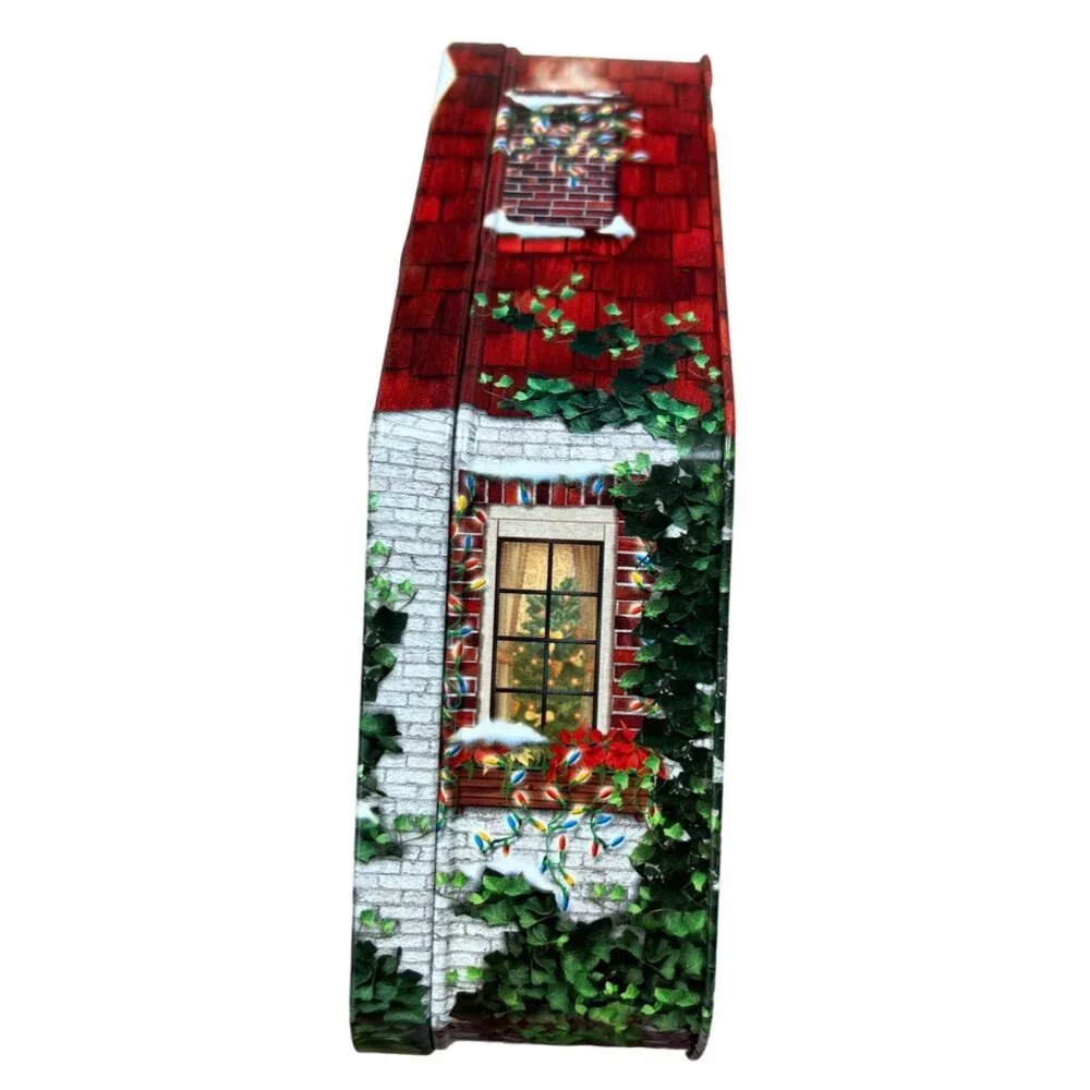 M&M Christmas Village Tin Canister 2002 Tea House Ye Olde Inn
